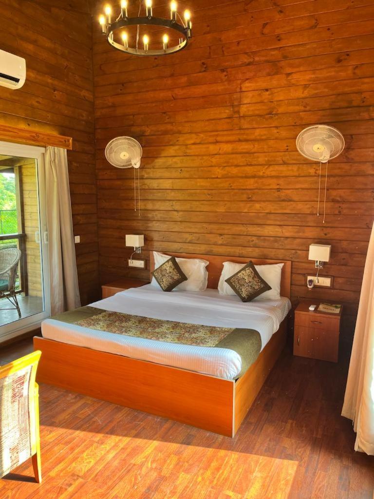 Jironi Resort Tezpur Exteriör bild