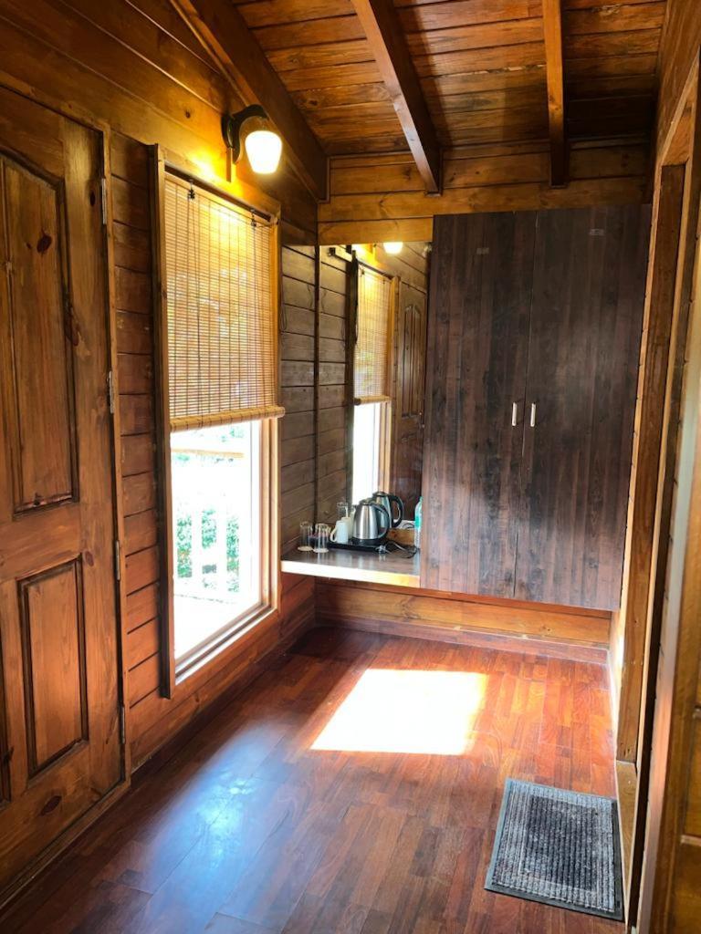 Jironi Resort Tezpur Exteriör bild